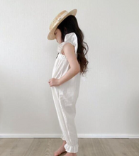画像をギャラリービューアに読み込む, Ruffles Lace Flroal Bodysuit