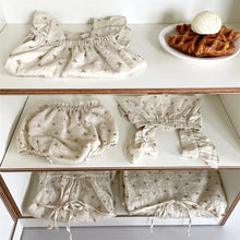 画像をギャラリービューアに読み込む, Ruffles Lace Flroal Bodysuit