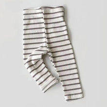 画像をギャラリービューアに読み込む, 45991554351274|45991554384042|45991554973866|45991555006634|45991555039402