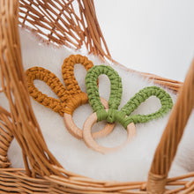 画像をギャラリービューアに読み込む, Croshet bunny teether&holder matching set ♪ 𓊆 歯固め&ホルダー 𓊇