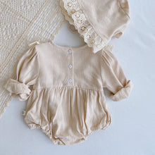 画像をギャラリービューアに読み込む, Cotton Romper  With  Lace Cap
