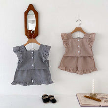 画像をギャラリービューアに読み込む, Baby setup hem ruffle le shorts plaid
