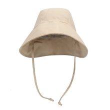画像をギャラリービューアに読み込む, Big Brim Baby Sun Hat
