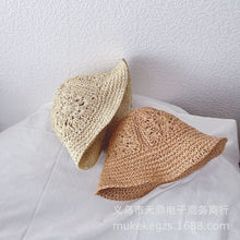 画像をギャラリービューアに読み込む, Crochet straw hat

